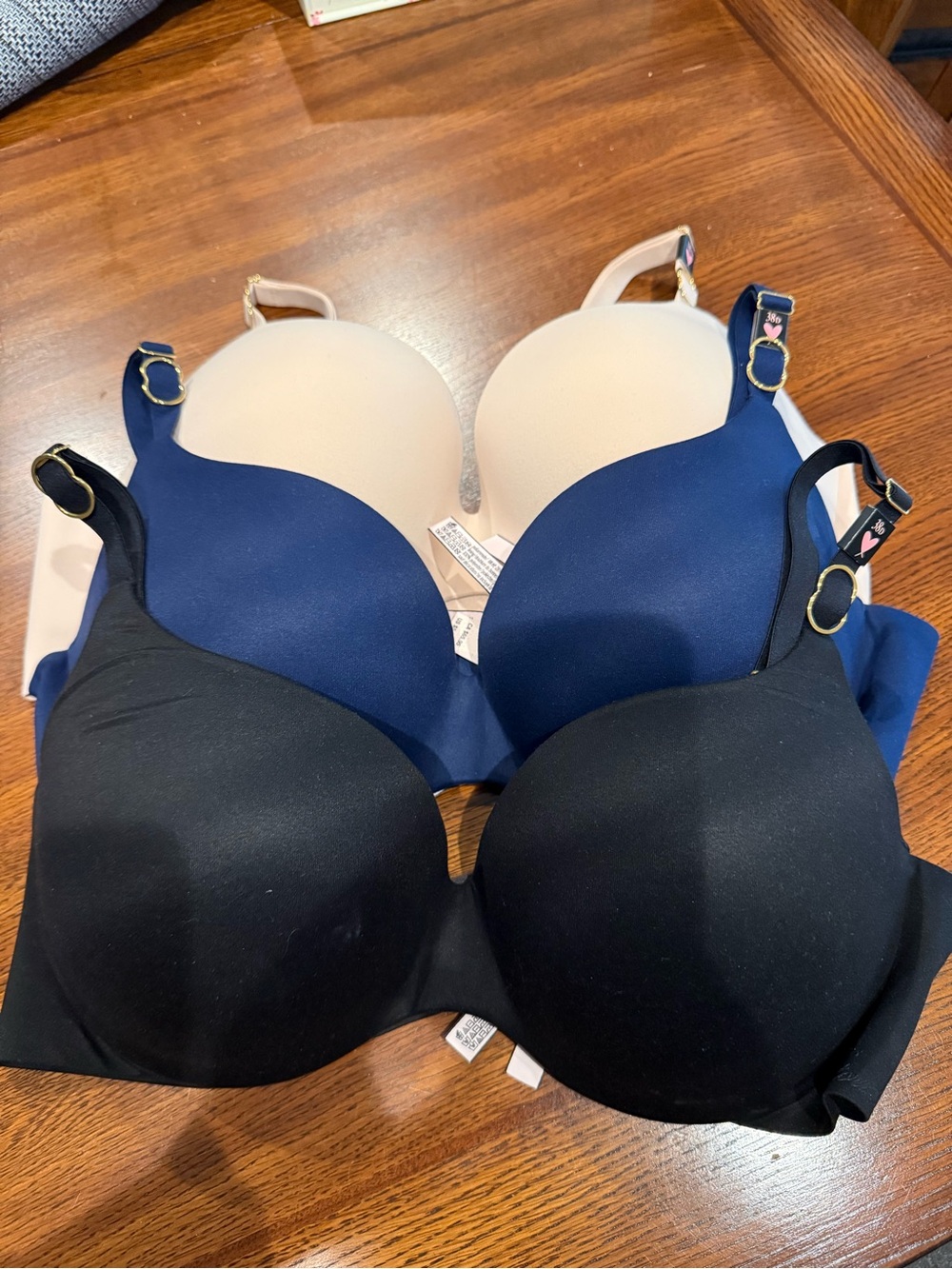 Victoria Secret Incredible bras